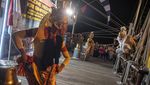 Keseruan Cocktail Party KRI Bima Suci