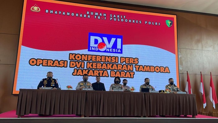 DVI Polri umumkan identitas 4 dari 6 korban tewas kebakaran di indekos Tambora, Jakbar.