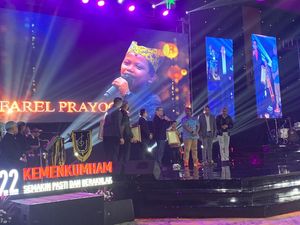 Farel Prayoga-Pencipta Ojo Dibandingke Dapat Penghargaan Menkumham
