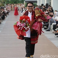 Desainer Edward hutabarat. Foto: Dok. Agung Prambudy/Detikcom.
