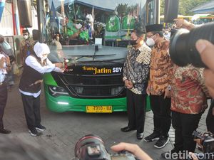 Gubernur Khofifah Resmi Luncurkan Bus Trans Jatim: Diharapkan Kurangi Macet