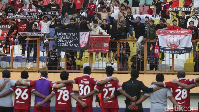 Kemenangan akhirnya diraih Persis Solo pada pekan ke-5 Liga 1 2022. Mereka mengalahkan Bhayangkara FC 1-0.