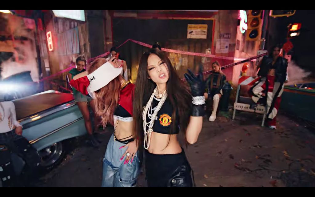 Harga Baju BLACKPINK di Video Klip Pink Venom