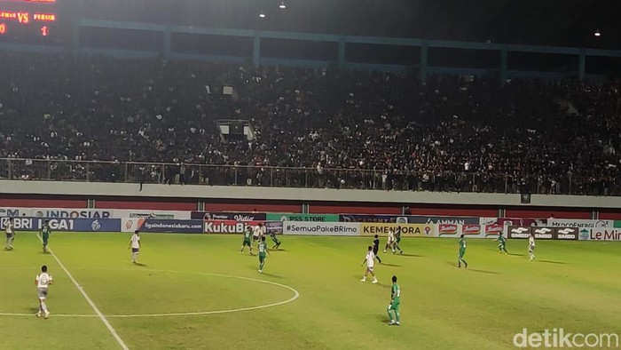 Hasil pekan kelima BRI Liga 1 2022/2023, Persib Bandung mampu mengungguli tuan rumah PSS Sleman, Jumat (19/8/2022).