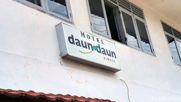Hotel Daun-daun di Sukabumi.