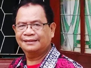 Dangdut Koplo, Desakralisasi Istana, dan Senyum Presiden