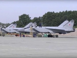 Rusia Kirim Jet Tempur Dilengkapi Rudal Hipersonik ke Pangkalan Baltik