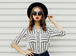 Inspirasi Gaya Monokrom Anti Boring