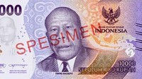Tampak depan pecahan Rp 10.000 menampilkan Tokoh Pahlawan Nasional Republik Indonesia Frans Kaisiepo sebagai gambar utama. Terdapat lambang negara Garuda Pancasila, gambar kepulauan Indonesia, Bunga Cempaka Hutan Kasar, dan beberapa motif khas Indonesia, seperti Motif Asmat Papua dan Motif Perisai Citak Asmat.