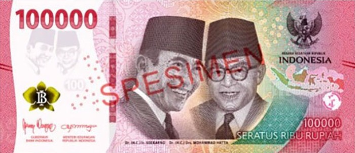 Jelas! Penampakan Bolak-balik Uang Kertas Baru 2022 Pemerintah dan Bank Indonesia (BI) telah meluncurkan uang rupiah kertas tahun emisi (TE) 2022. Ada 7 uang pecahan yang secara resmi diedarkan, Rp 100.000, Rp 50.000, Rp 20.000, Rp 10.000, Rp 5.000, Rp 2000, dan Rp 1000. Berikut ini tampak depan dan belakang uang rupiah baru 2022, dikutip dari laman resmi Bank Indonesia.