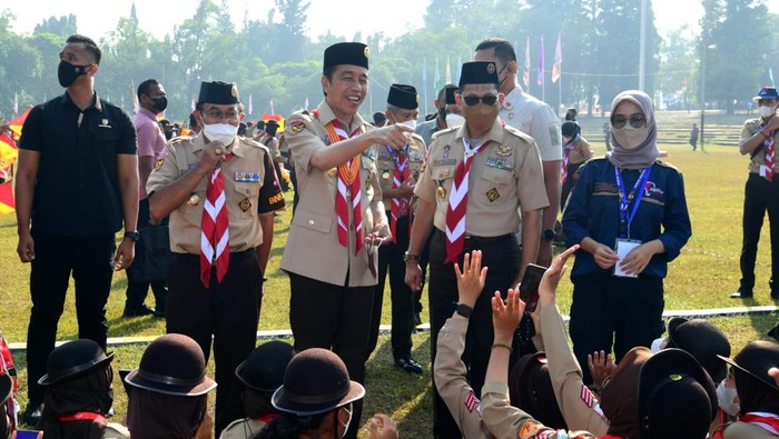 Jokowi di Jambore Nasional XI
