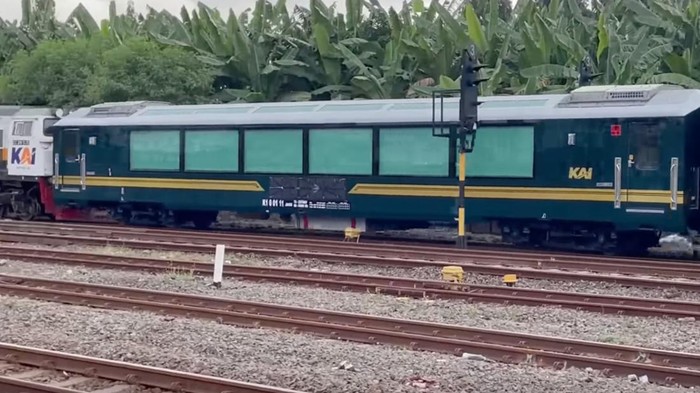 kereta panoramic