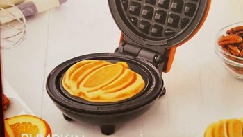 Alat pembuat wafle, tapi kok hasil dan bentuk cetakannya beda ya?