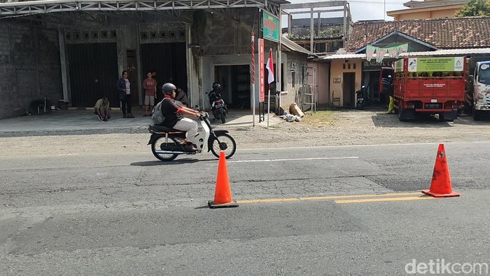 Lokasi kecelakaan pegowes di Jalan Jogja-Wates Km 27, Kulon Progo, Jumat (19/8/2022).