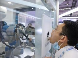Bikin Takjub, Deretan Robot Canggih Ini Dipamerkan di Beijing
