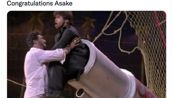 Elon Musk langsung melontarkan Harry Maguire ke antariksa pakai roket begitu memiliki MU. Foto: Twitter