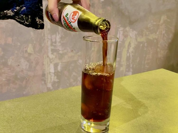 Ini Dia 8 Minuman Botol Lawas di Indonesia, Masih Ingat?