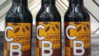Coffee Beer, minuman limun rasa kopi yang diproduksi oleh Agung Ngoro ini sudah ada sejak 1963. Minuman ini banyak disukai pencinta kopi di eranya. Foto: site news
