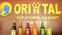 Limun Oriental menjadi minuman jadul yang sampai saat ini masih eksis. Diketahui kalau minuman bercita rasa manis buah ini diproduksi sejak 1920. Biasanya orang meminum ini tanpa campuran air, karena sudah encer. Foto: site news