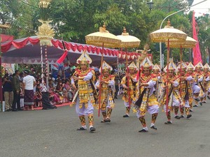 Pawai Budaya HUT ke-127 Kota Negara Libatkan 2000 Seniman