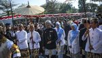 Pawai Budaya dan Ridwan Kamil Potong Tumpeng Ramaikan HUT Jabar ke-77