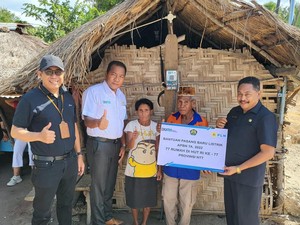 Hadiah HUT RI, 77 Keluarga di NTT Dapat Sambungan Listrik PLN Gratis