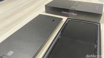 Ketika dibuka dus kemasan penjualannya. Perlu diketahui, kemasan tersebut ramah lingkungan karena menggunakan bahan daur ulang.  Foto: Agus Tri Haryanto/detikINET