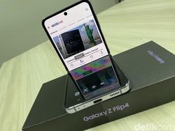 Unboxing Samsung Galaxy Z Flip 4, Si Mungil, Gesit dan Hemat