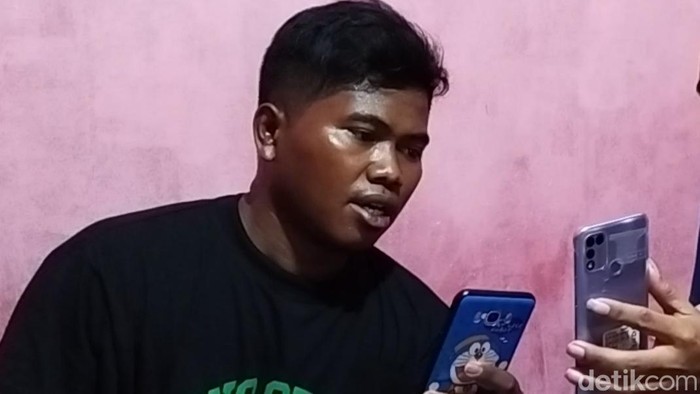 Sarino dir dur daeng