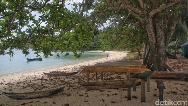 Potret Pantai Kusik di Anambas, Sangat Tenang dan Pas buat Me Time