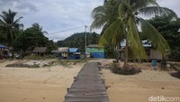 detikcom bersama BRI mengadakan program Tapal Batas yang mengulas perkembangan ekonomi, infrastruktur, hingga wisata di beberapa wilayah terdepan Indonesia. Untuk mengetahui informasi dari program ini ikuti terus berita tentang Tapal Batas di tapalbatas.detik.com