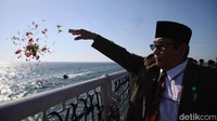 Harapannya generasi pemuda selalu menjadikan jasa pahlawan untuk tidak lupa berjuang demi bumi pertiwi ini.