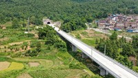 China Bangun Jalur Kereta Cepat 512 Km, Perut Bukit Ditembus!
