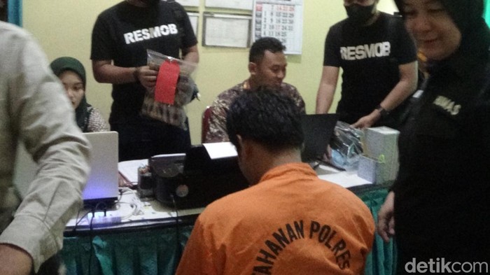 Tersangka pemerkosaan anak di Sumenep diperiksa