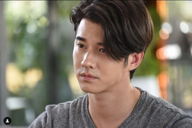 Terbaru Mario Maurer membintangi sinetron Thailand yang trending di Netflix, Bad Romeo bersama Yaya Urassaya. Di usianya yang menginjak 33 tahun, Mario masih terlihat awet muda seakan tak menua. Foto: Instagram
