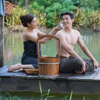 Kini Mario Maurer semakin eksis membintangi lakorn alias sinetron Thailand. Seperti Thong Ek The Herbal Master yang dibintanginya bersama aktris Thailand blasteran Spanyol, Kimberley Woltemas. Foto: Instagram