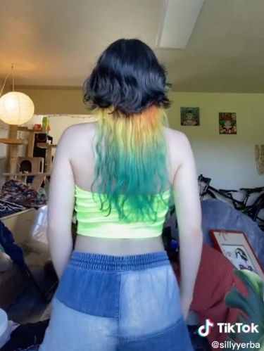 Tren rambut ubur-ubur.