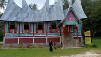 Rumah gadang tempat kelahiran Tan Malaka yang indah