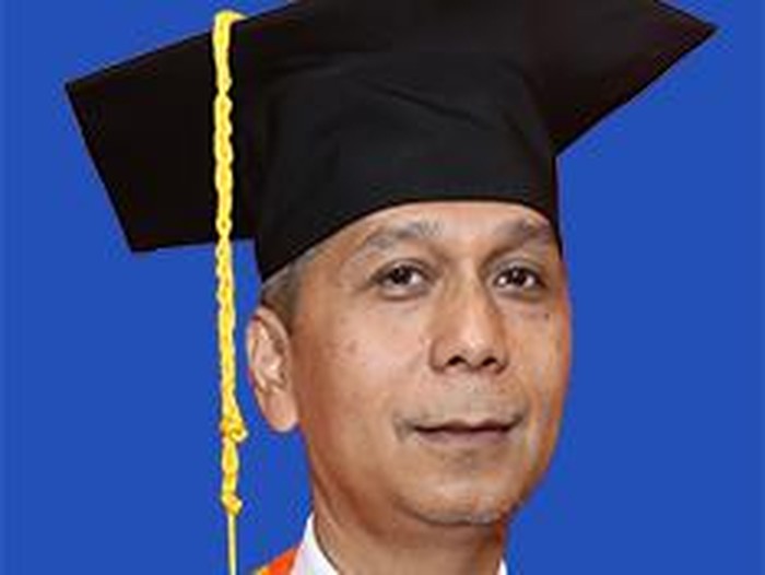 Pihak KPK melakukan operasi tangkap tangan (OTT) terhadap rektor perguruan tinggi negeri di Lampung. Kini, rektor tersebut sudah dibawa ke gedung KPK, Jakarta.