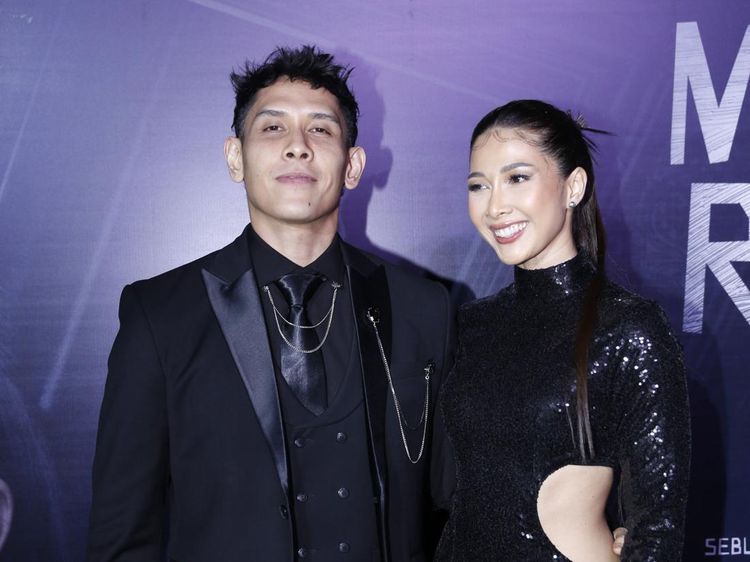 Sexy in Black! Andrea Dian-Ganindra Bimo Serbahitam