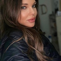10 Foto Aktris 'Baywatch' yang Gabung OnlyFans di Usia 54 Tahun