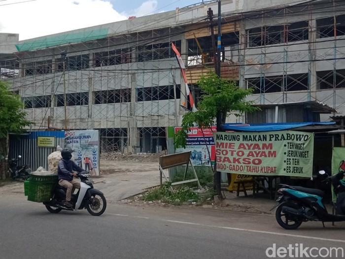 Gedung baru tahap dua revitalisasi Pasar Gede Klaten, difoto pada Sabtu (20/8/2022) siang.
