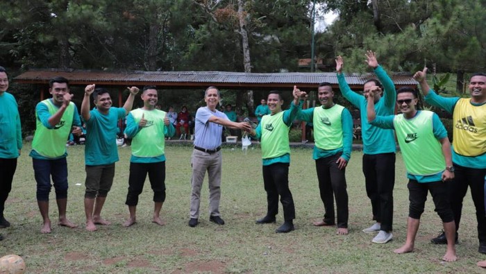 Kegiatan Rektor Universitas Lampung Karomani di Hotel Sari Ater Subang. Kegiatan Rektor Universitas Lampung Karomani di Hotel Sari Ater Subang.
