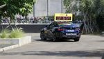 Mobil Listrik BMW jadi Lead Car di Marathon Maybank 2022