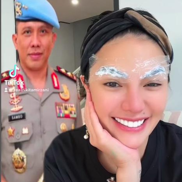 Nikita Mirzani posting video dengan filter Sambo.
