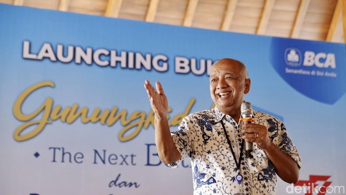 Buku berjudul 