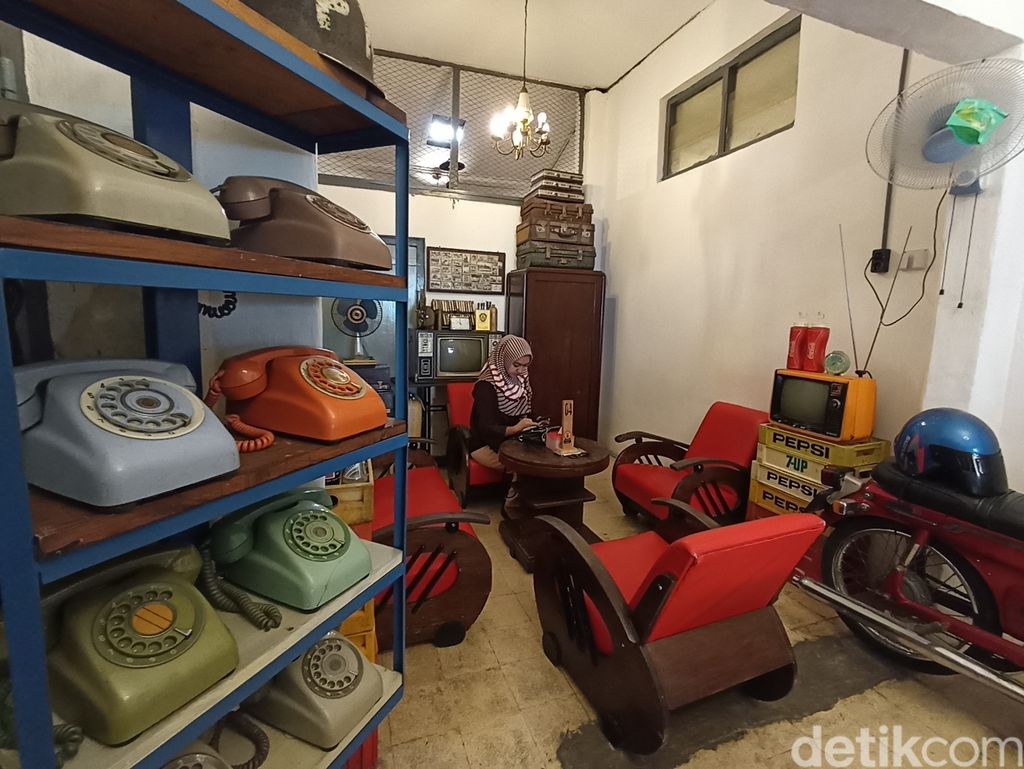 Pengunjung di Cangkrukan Ningsih, hidden gems di Blitar