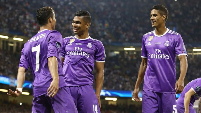 Cristiano Ronaldo celebrating with Casemiro and Raphael Varane of Real Madrid the UEFA Champions League Final between Juventus and Real Madrid at National Stadium of Wales on June 3, 2017 in Cardiff, Wales.
(Photo by Matteo Ciambelli/NurPhoto via Getty Images)