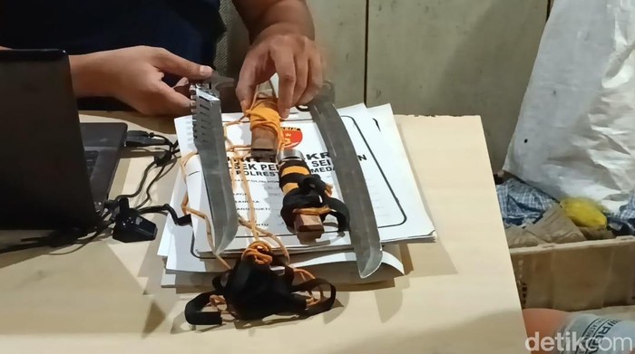 Samurai yang digunakan pelaku membacok korban (Goklas/detikSumut)