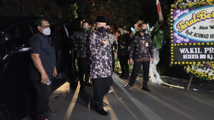 SBY dan Boediono melayat ke rumah duka Hermanto Dardak